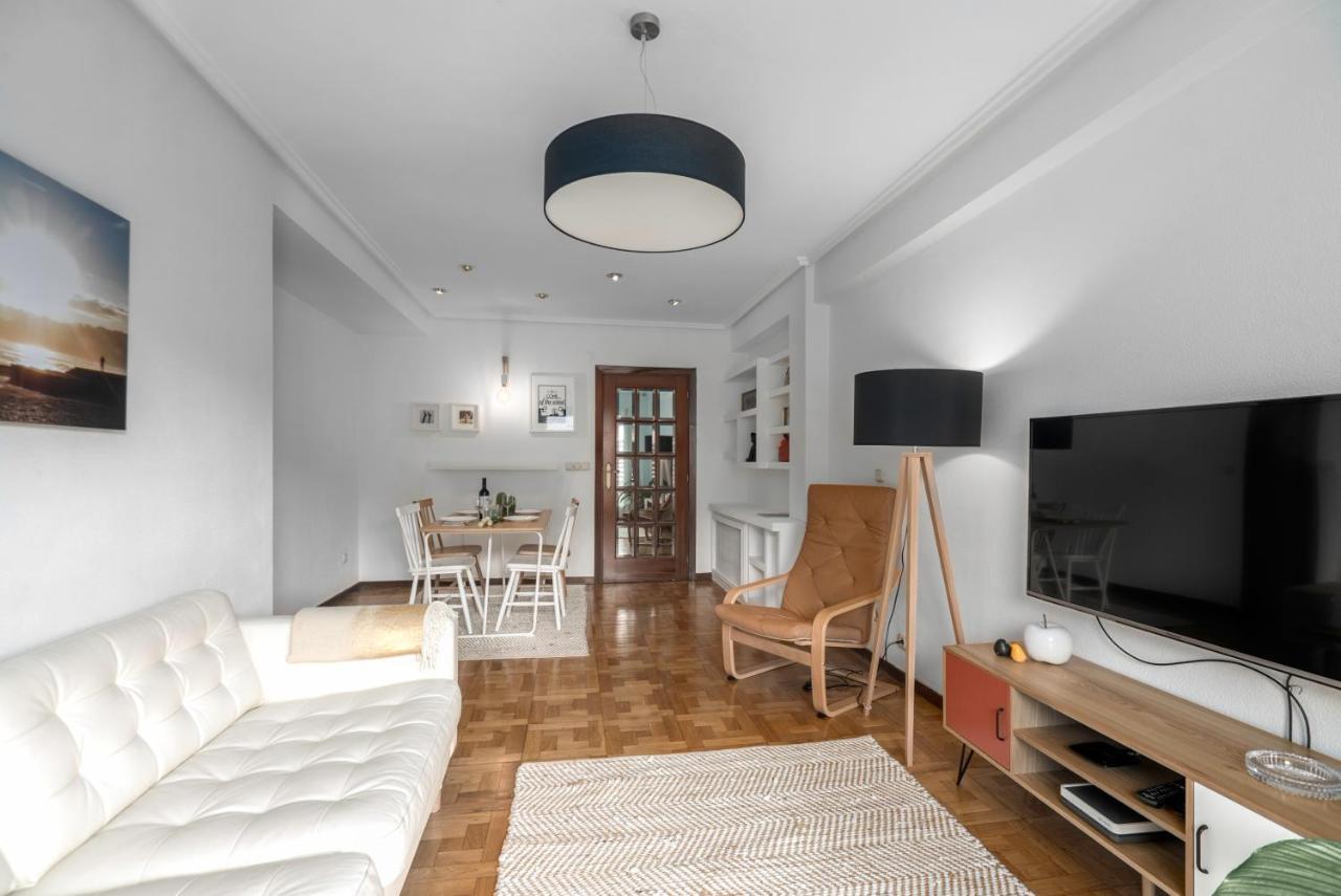 Apartamento Muy Comodo Con Parking San Sebastian Exterior photo